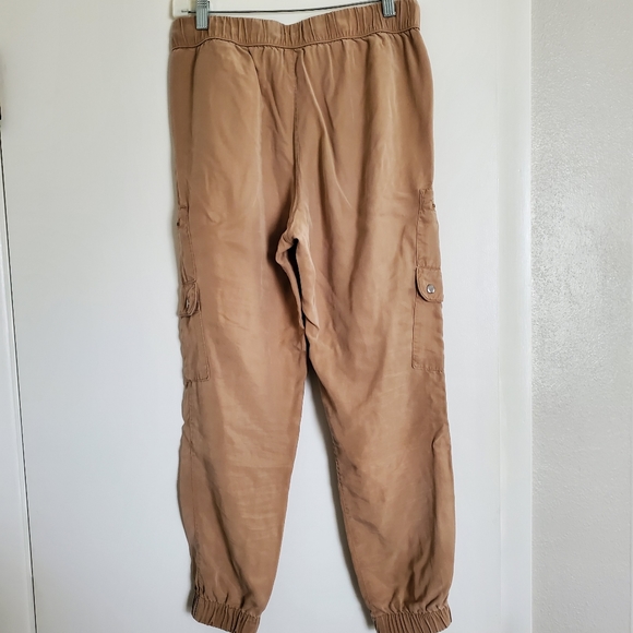Banana Republic Tencel Soft Cargo Jogger Pants Slacks Trouser Casual Elastic S - Picture 6 of 7